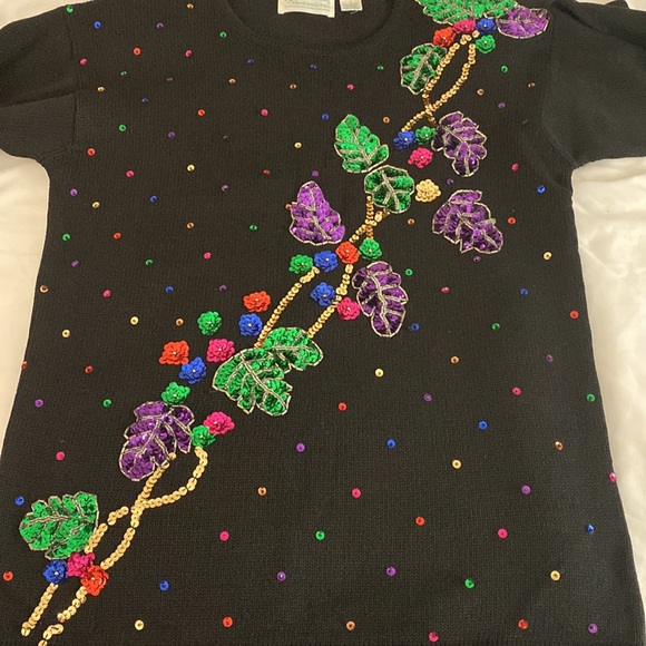 Vintage SHENANIGANS Small Black Holiday Pullover Sweater Purple Green Red Blue - Picture 11 of 16